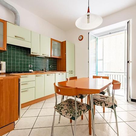 Joivy Cosy Flat With Parking In Chiavari Eksteriør bilde